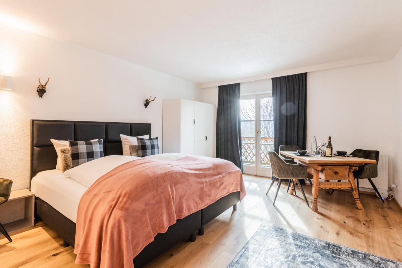 Lovethealps Aparthotel